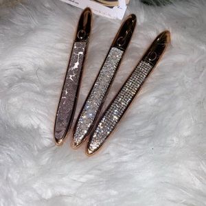 Liquid eyeliner/lash glue